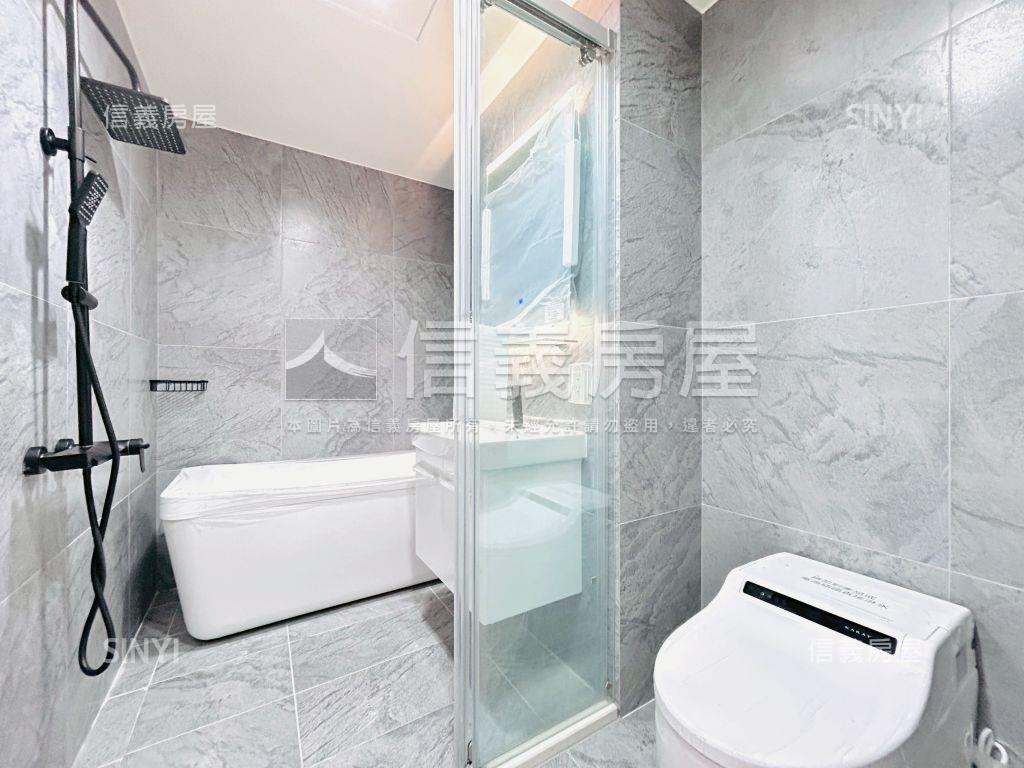 美術水公園。便宜兩房車位房屋室內格局與周邊環境