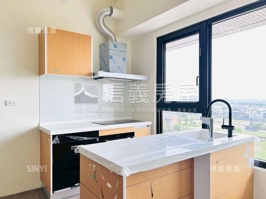 美術水公園。便宜兩房車位房屋室內格局與周邊環境