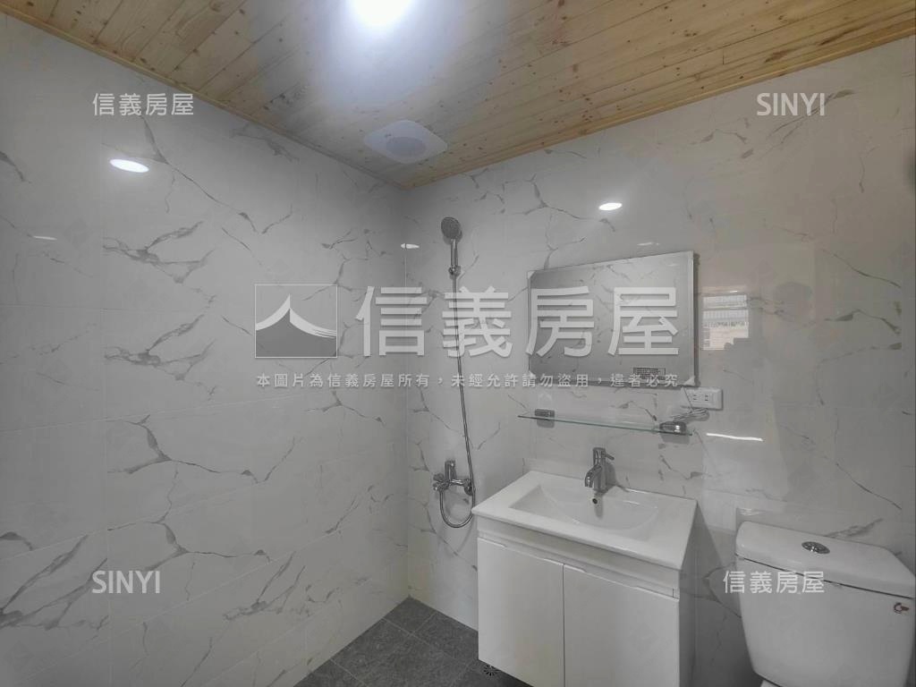 文心中華高樓美宅房屋室內格局與周邊環境