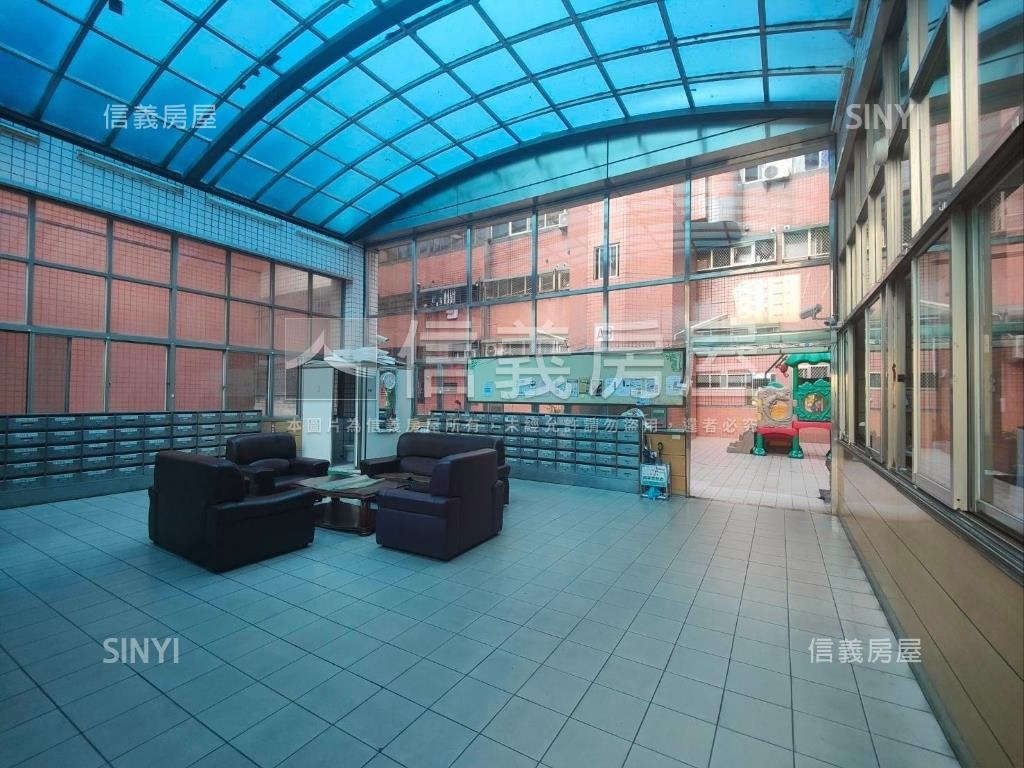 文心中華高樓美宅房屋室內格局與周邊環境