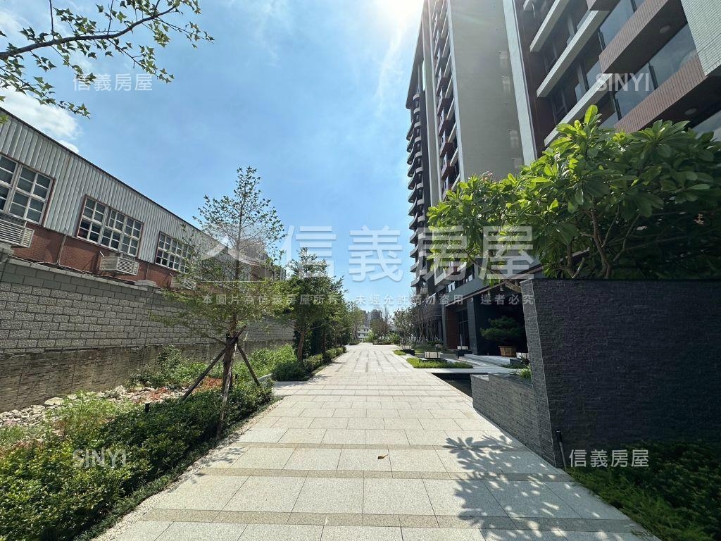 角窗穩定收租金店面房屋室內格局與周邊環境