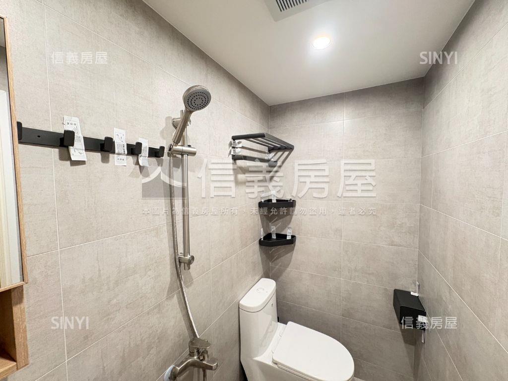 健康世界溫馨裝潢美三房房屋室內格局與周邊環境