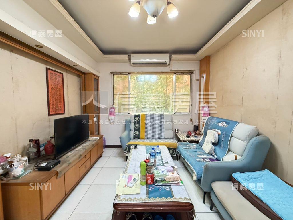 近中正路－錦興三房家庭宅房屋室內格局與周邊環境