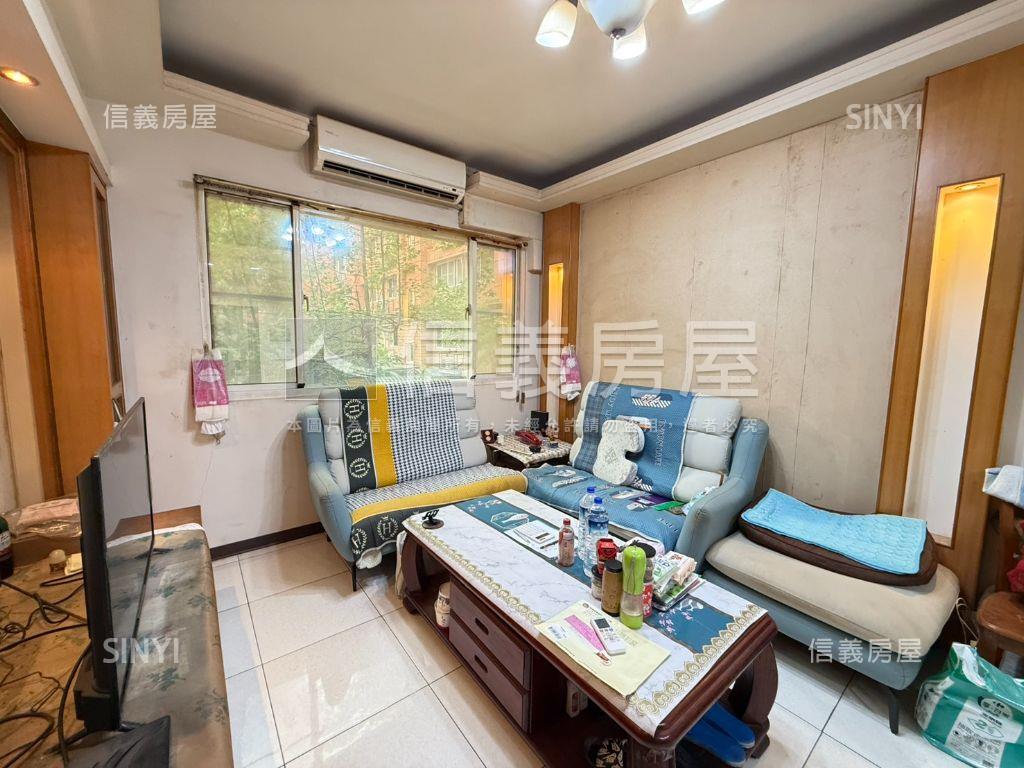 近中正路－錦興三房家庭宅房屋室內格局與周邊環境