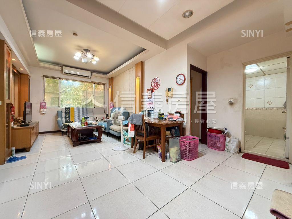 近中正路－錦興三房家庭宅房屋室內格局與周邊環境