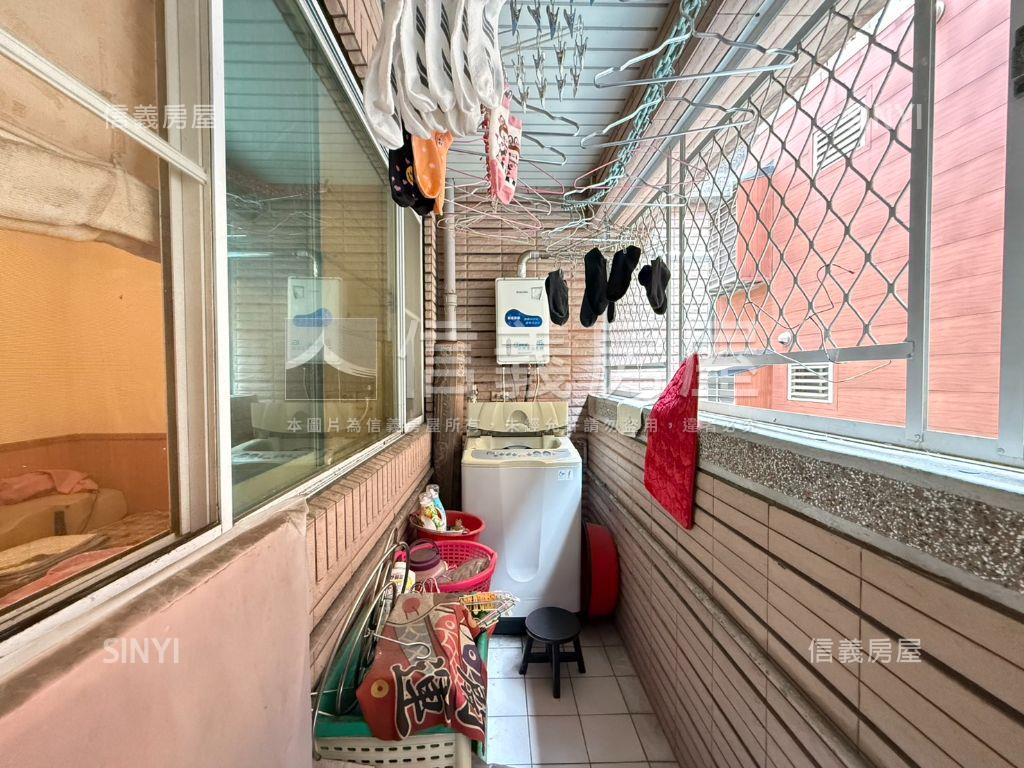 近中正路－錦興三房家庭宅房屋室內格局與周邊環境