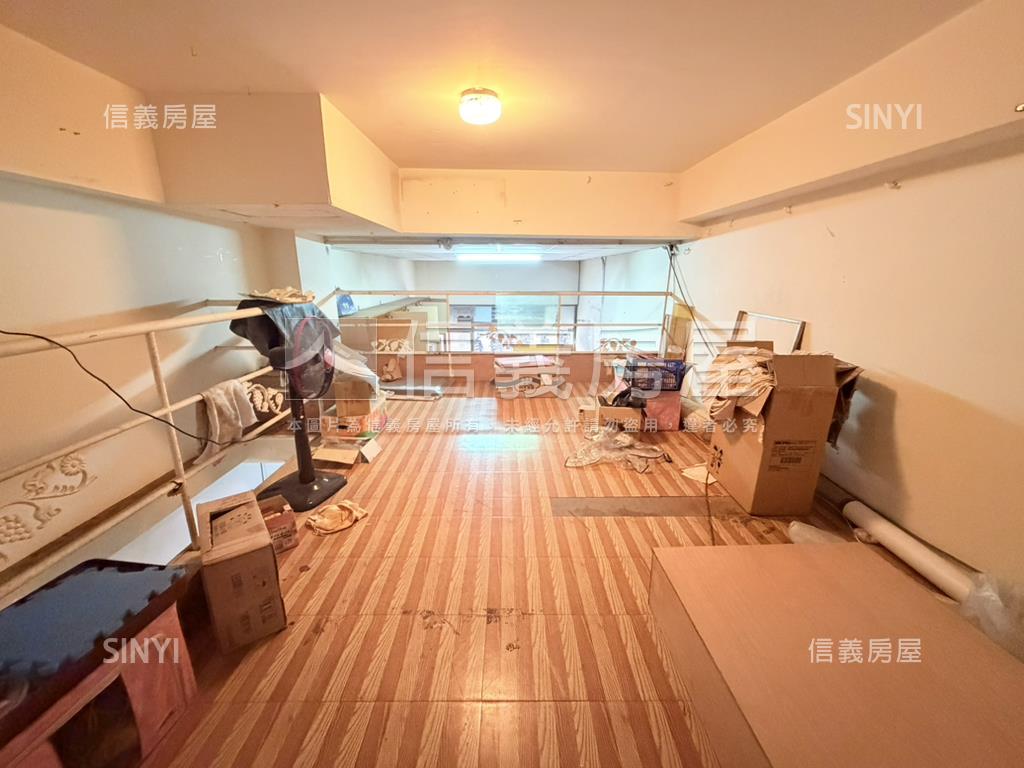 低總價小資工作室房屋室內格局與周邊環境