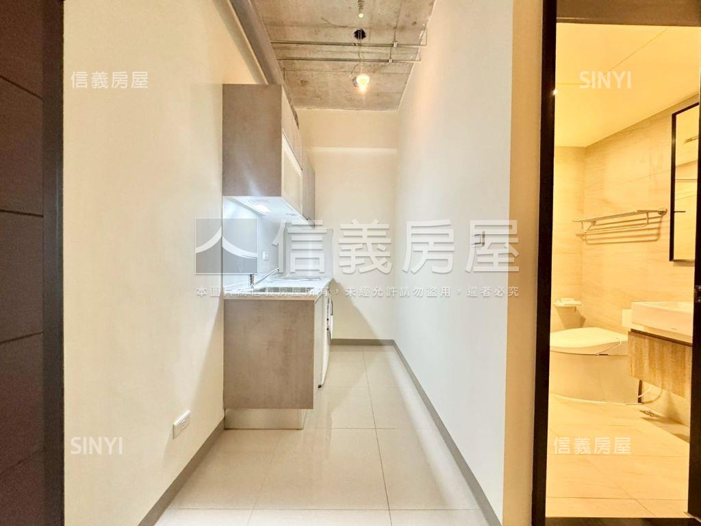 聯上康橋兩房車位房屋室內格局與周邊環境