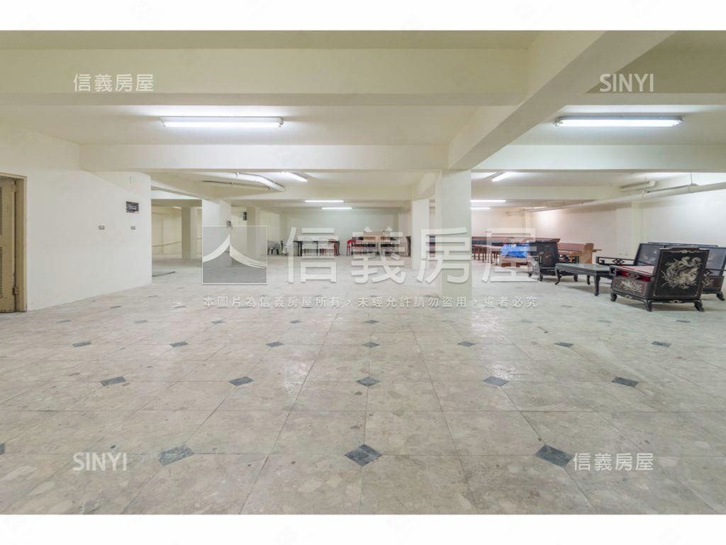 方便停車東海超值百坪樓店房屋室內格局與周邊環境