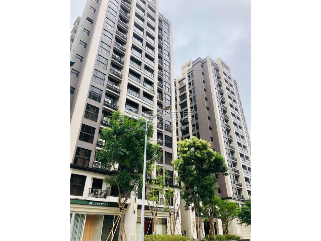 縣三佳泰一景大面寬店面房屋室內格局與周邊環境