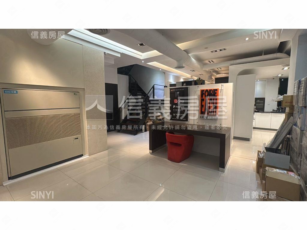 大德街大面寬角店房屋室內格局與周邊環境