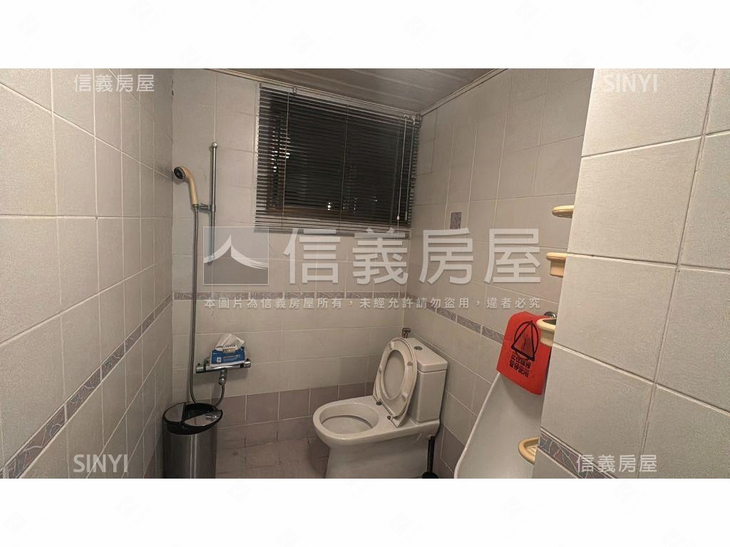 大德街大面寬角店房屋室內格局與周邊環境