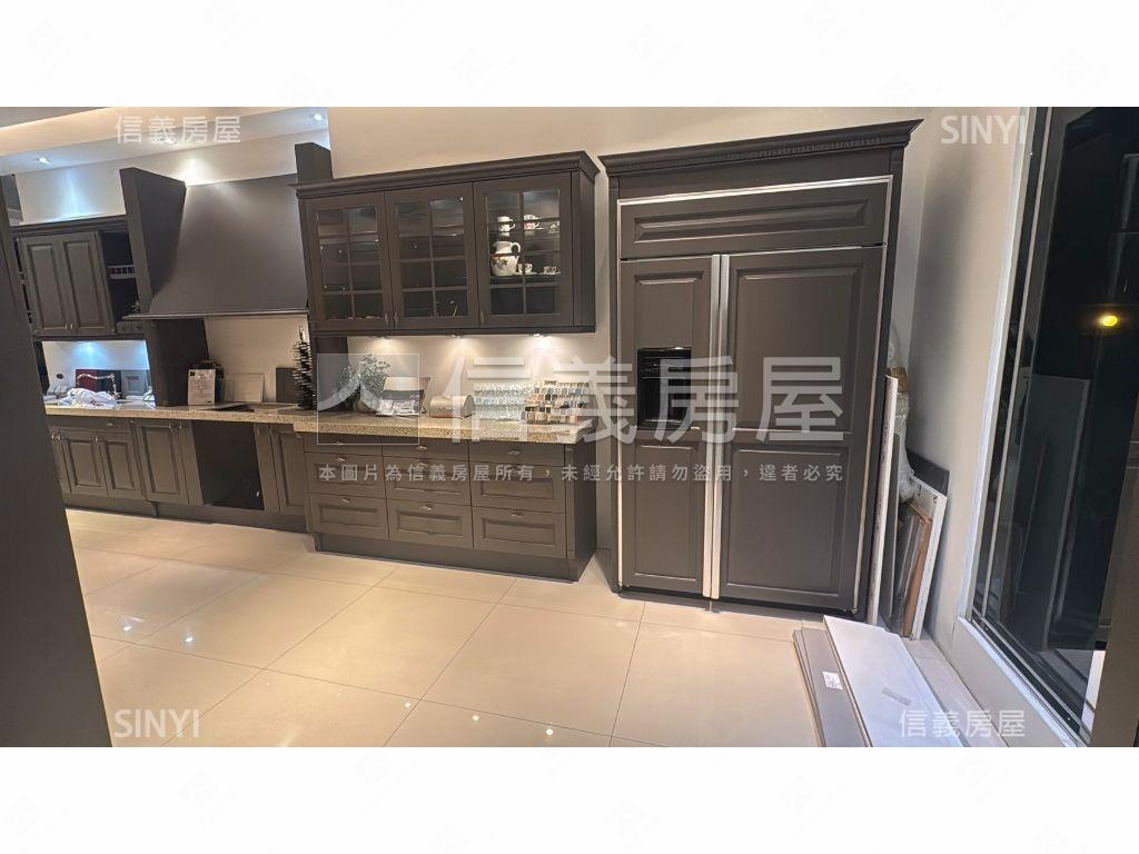 大德街大面寬角店房屋室內格局與周邊環境