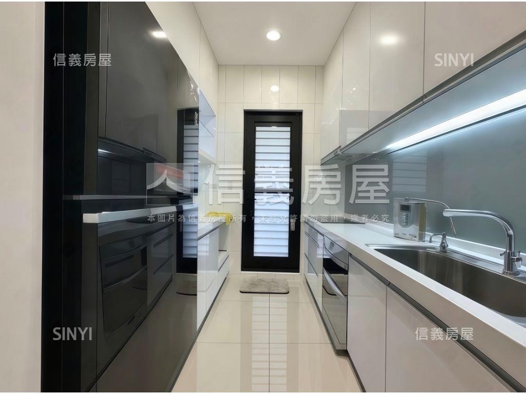 引頸期盼明日匯３房平車房屋室內格局與周邊環境