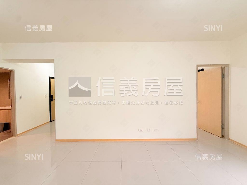 星野之森Ｇ區四房平面車位房屋室內格局與周邊環境