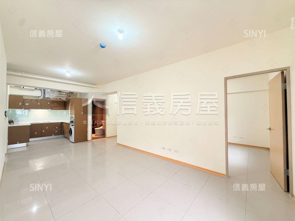 星野之森Ｇ區四房平面車位房屋室內格局與周邊環境