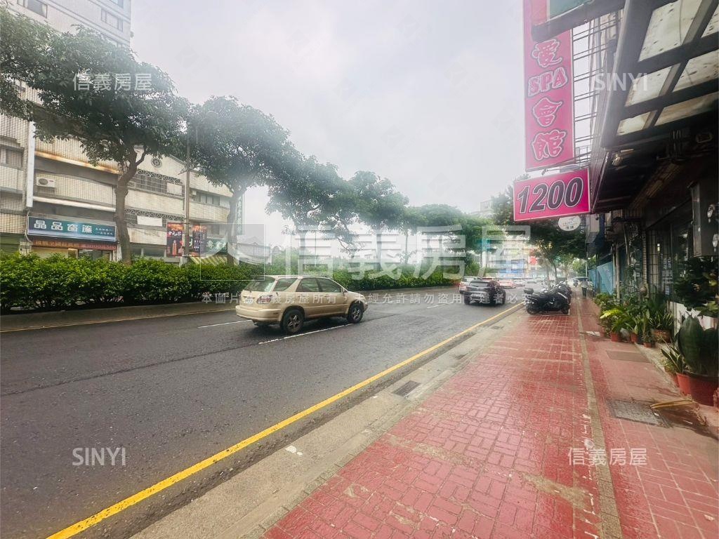 近Ａ２１捷運站金透店房屋室內格局與周邊環境
