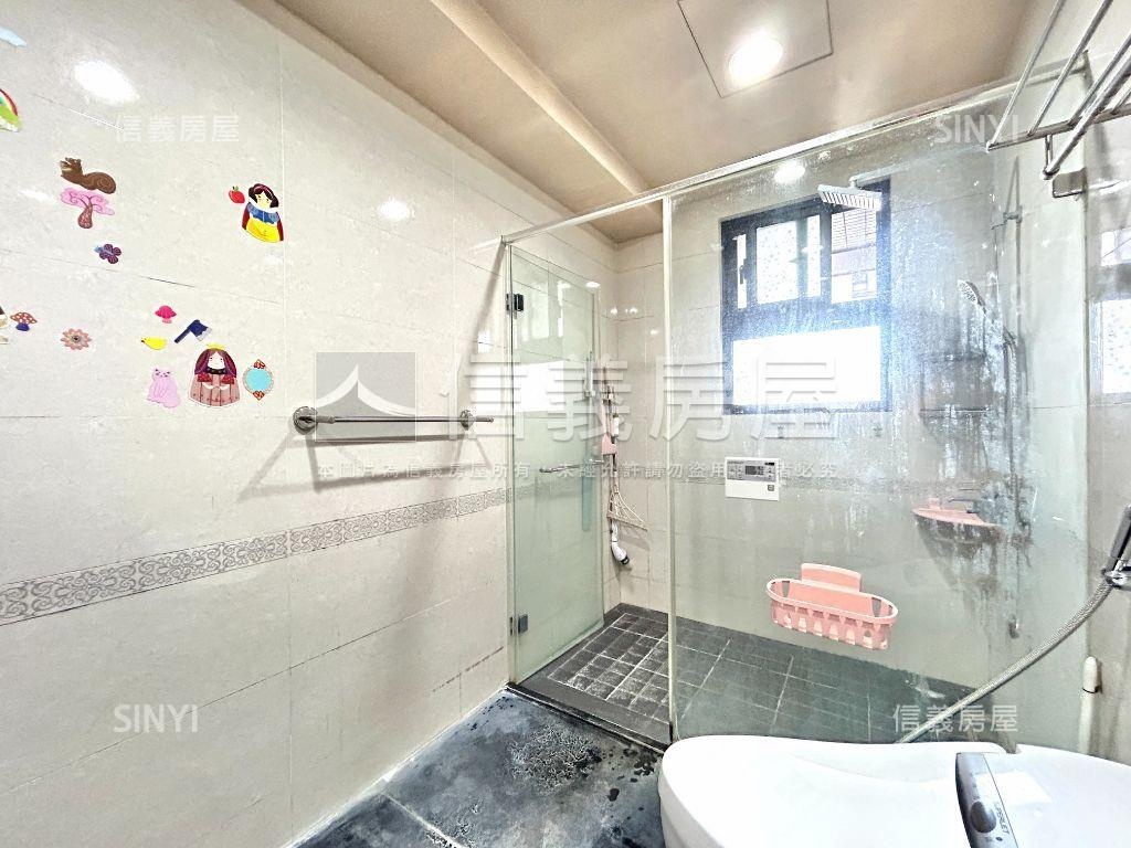 雲Ａ☆羅丹之旅美三房平車房屋室內格局與周邊環境