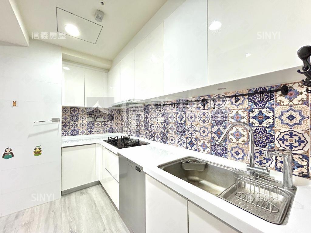 雲Ａ☆羅丹之旅美三房平車房屋室內格局與周邊環境