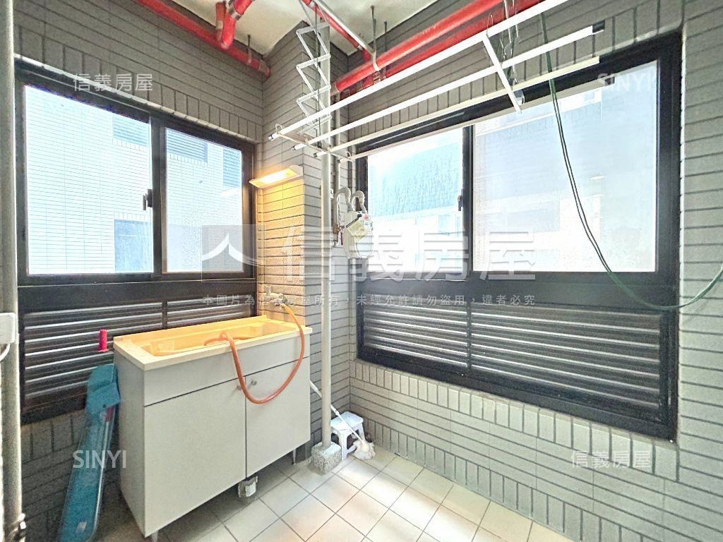 雲Ａ☆羅丹之旅美三房平車房屋室內格局與周邊環境