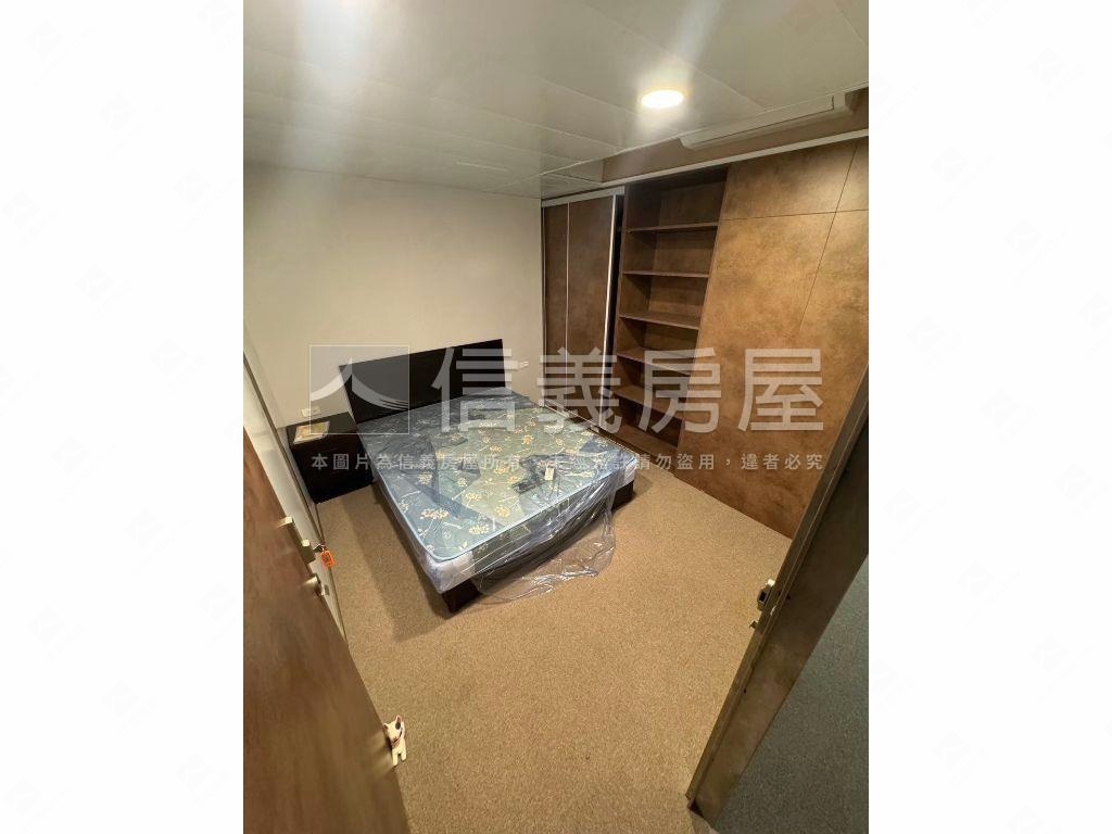 北區雙透天大面寬電梯角店房屋室內格局與周邊環境