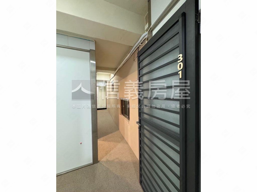 北區雙透天大面寬電梯角店房屋室內格局與周邊環境