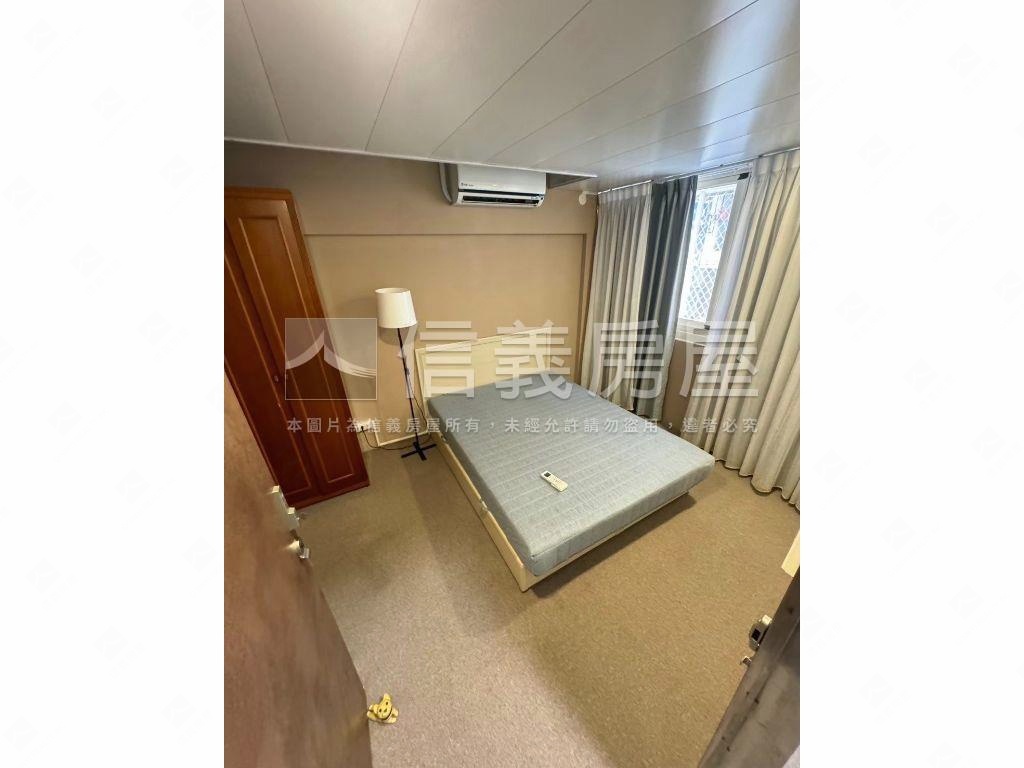 北區雙透天大面寬電梯角店房屋室內格局與周邊環境