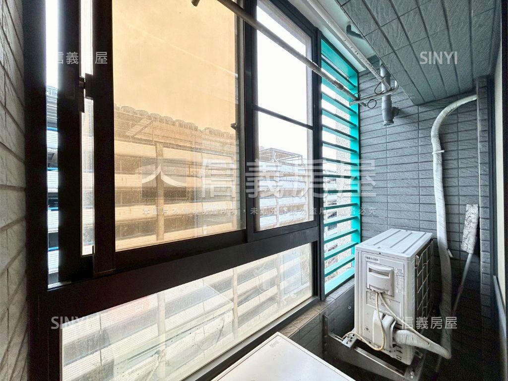 巨城旁ＭｙＣｉｔｙ美平車房屋室內格局與周邊環境