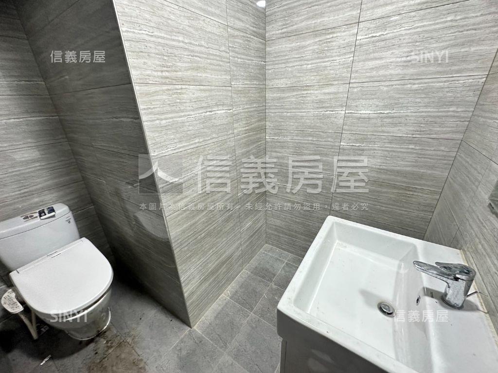 玄泰Ｖ１・門面典藏金店面房屋室內格局與周邊環境