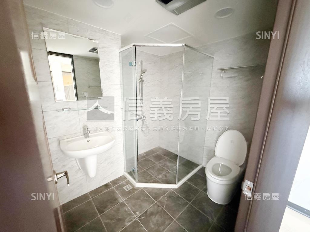 大觀富琚三房車位房屋室內格局與周邊環境