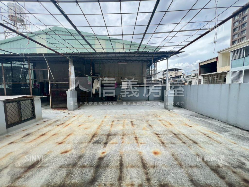 五期黃金⭐大地坪角間店面房屋室內格局與周邊環境