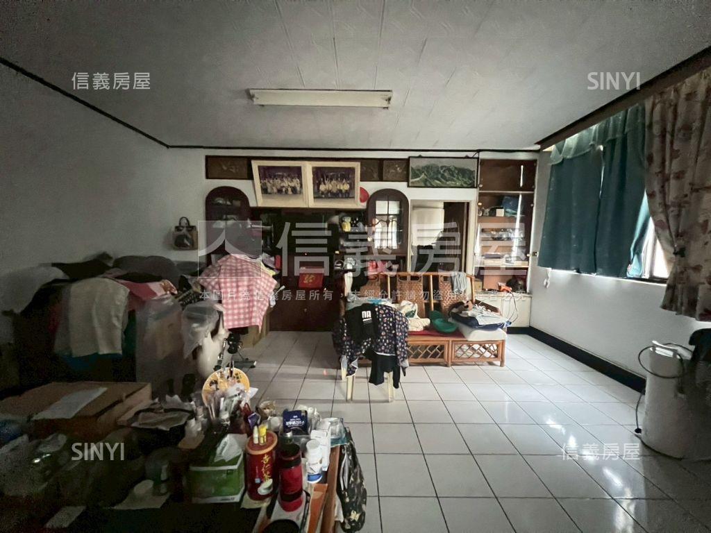 五期黃金⭐大地坪角間店面房屋室內格局與周邊環境
