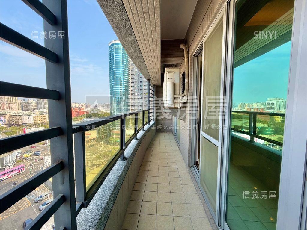 ☆首選巨蛋三面採光景觀邸房屋室內格局與周邊環境