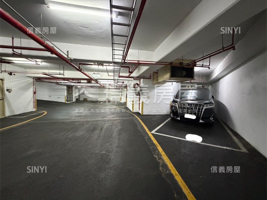 ☆首選巨蛋三面採光景觀邸房屋室內格局與周邊環境