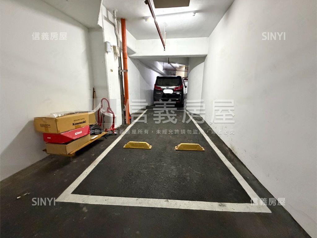 ☆首選巨蛋三面採光景觀邸房屋室內格局與周邊環境