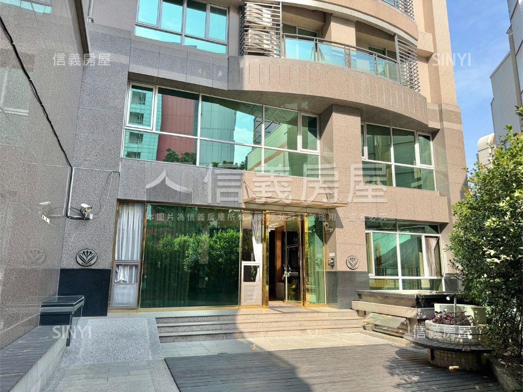 ☆首選巨蛋三面採光景觀邸房屋室內格局與周邊環境