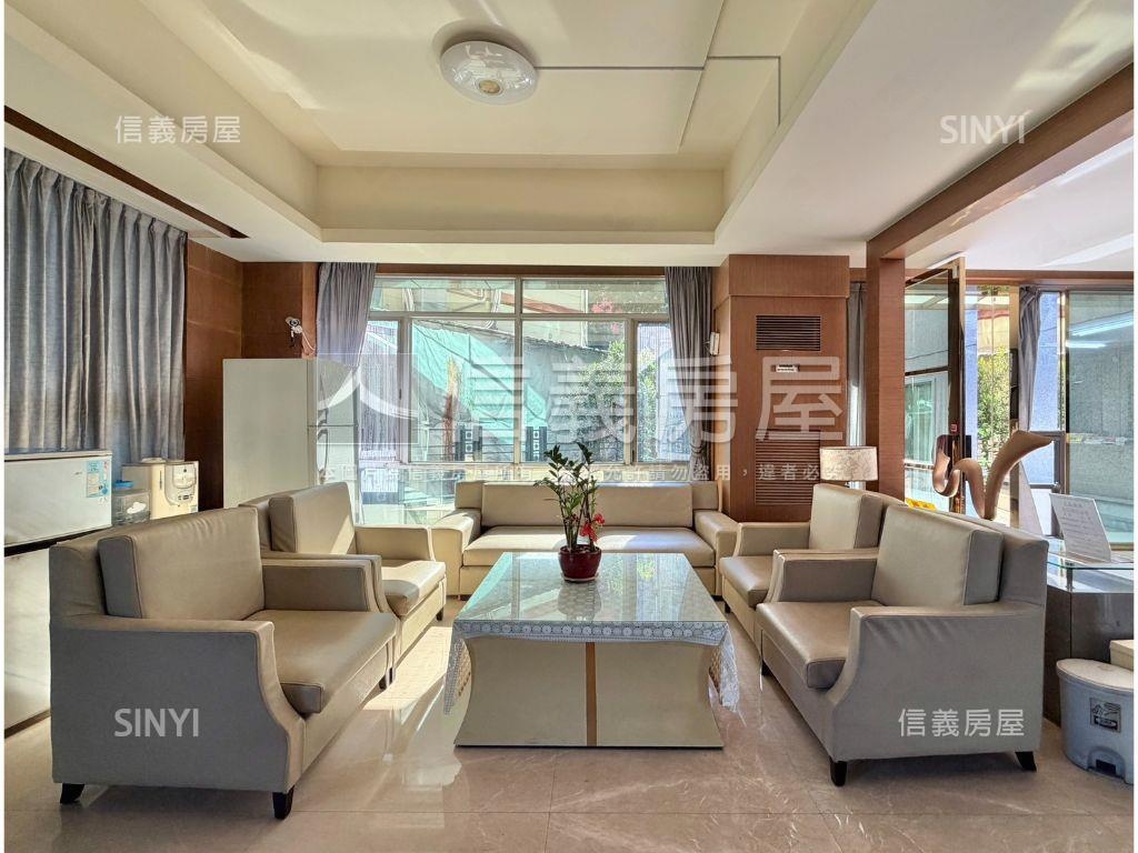 ☆首選巨蛋三面採光景觀邸房屋室內格局與周邊環境