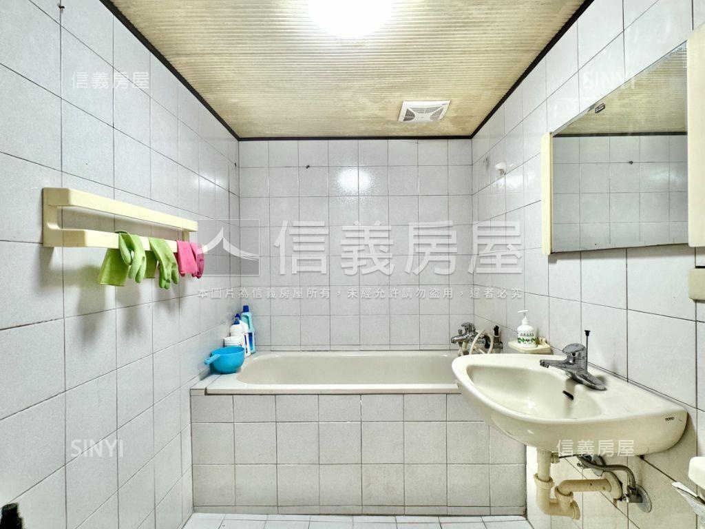 中華路美術東三路▲窗店面房屋室內格局與周邊環境