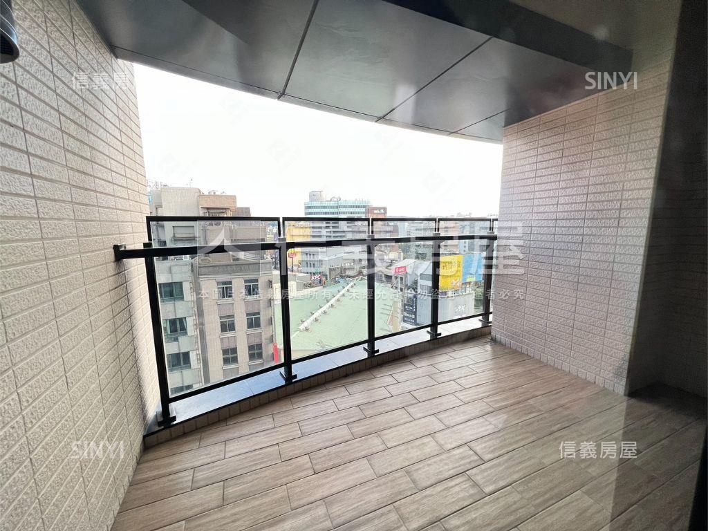 東城１００市心高樓美四房房屋室內格局與周邊環境