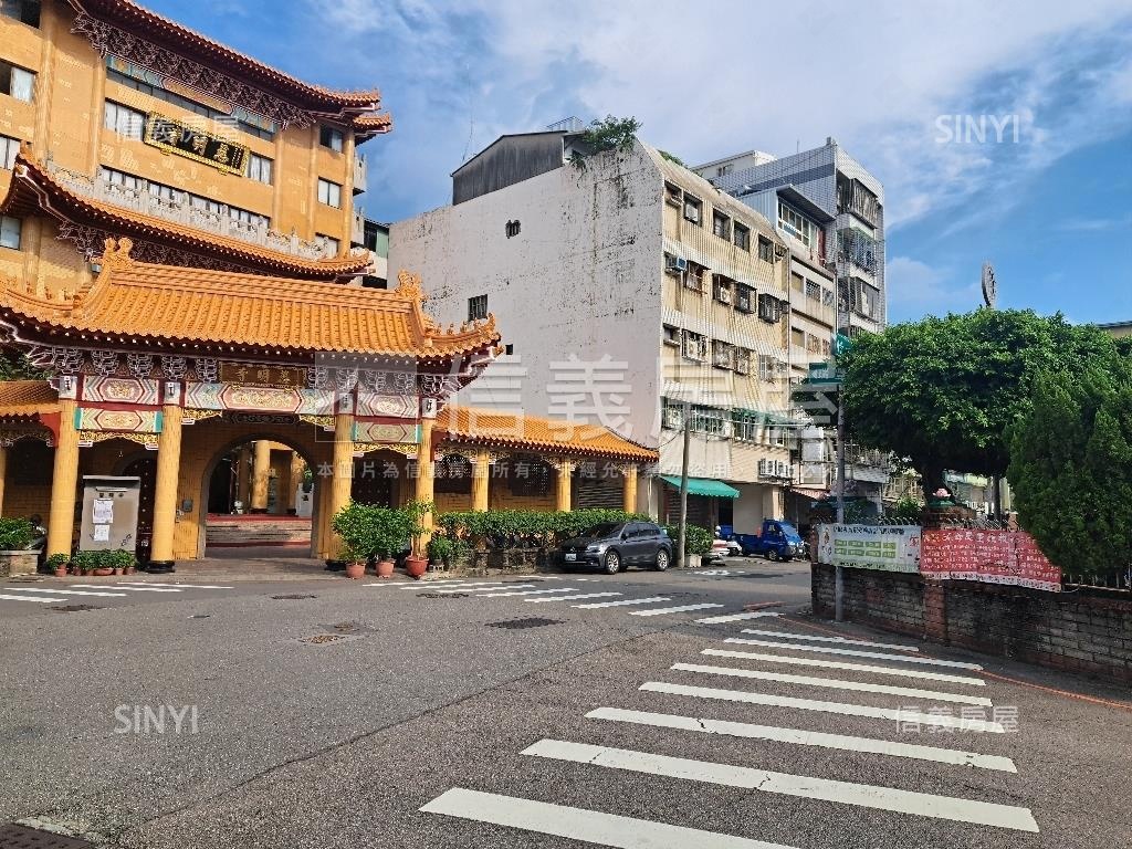 興大低價角間店面王者風範房屋室內格局與周邊環境