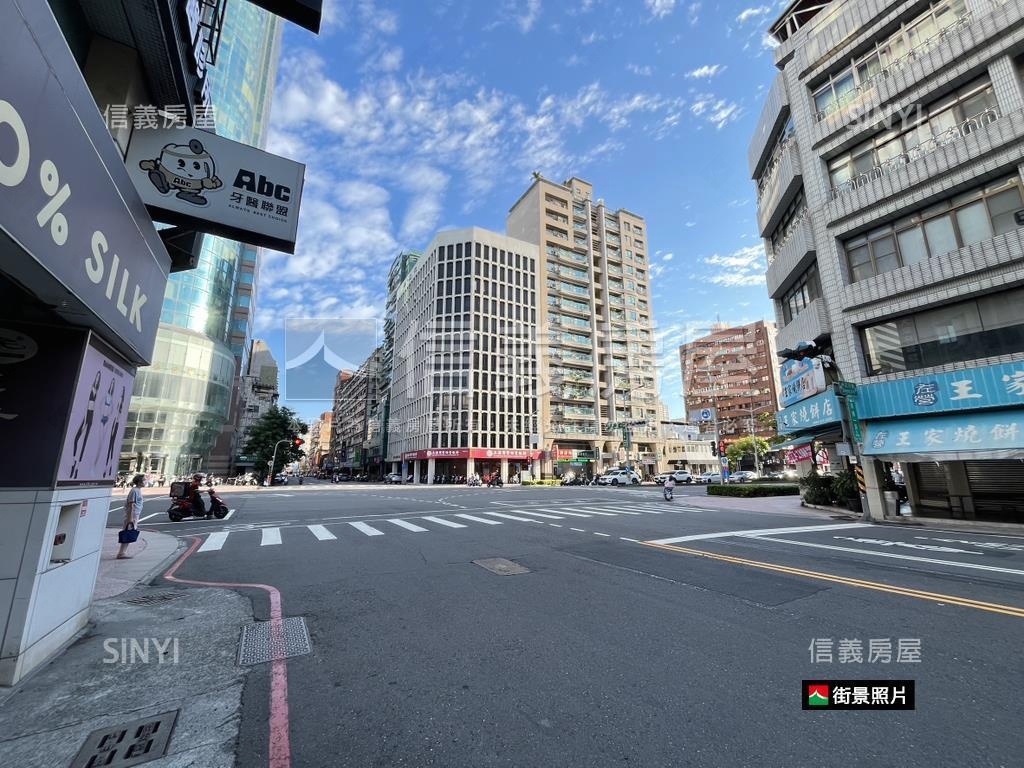 近捷運邊間店面房屋室內格局與周邊環境