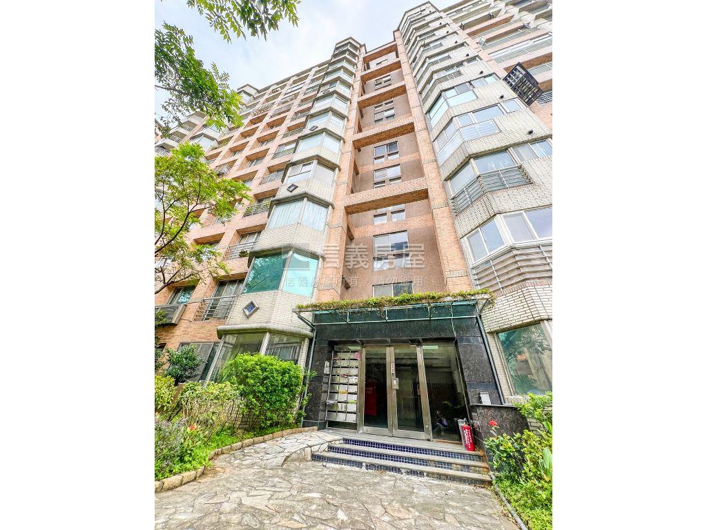 翠山居低總價３房雅居房屋室內格局與周邊環境