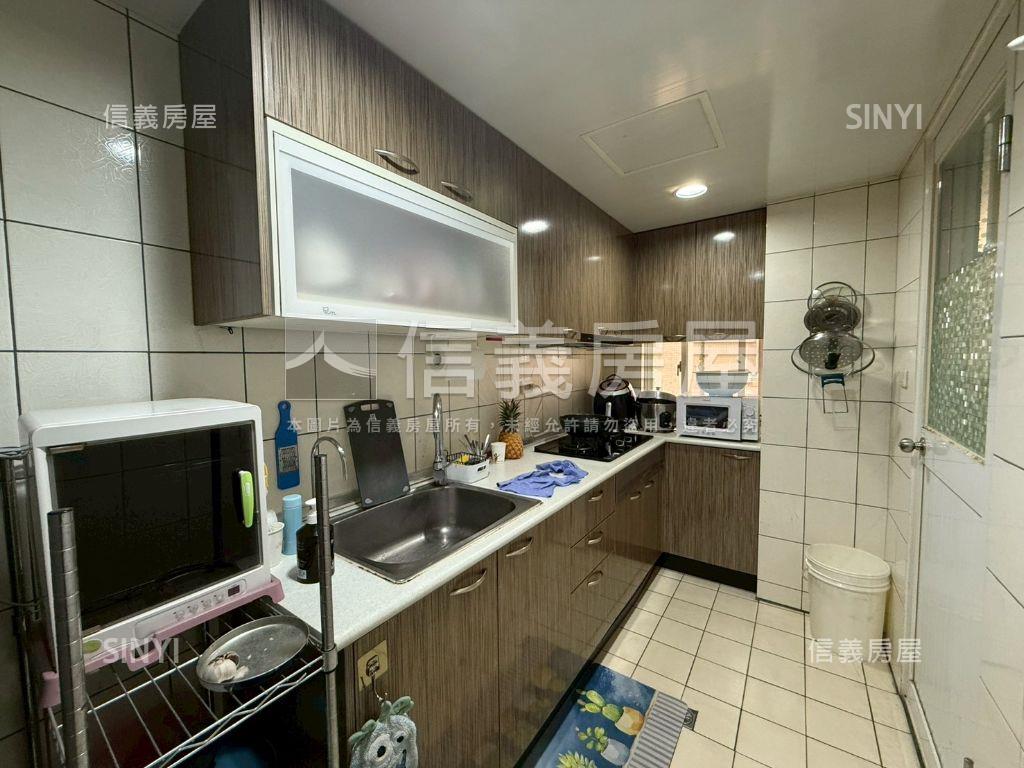 專任甜蜜薪家三房一室平車房屋室內格局與周邊環境