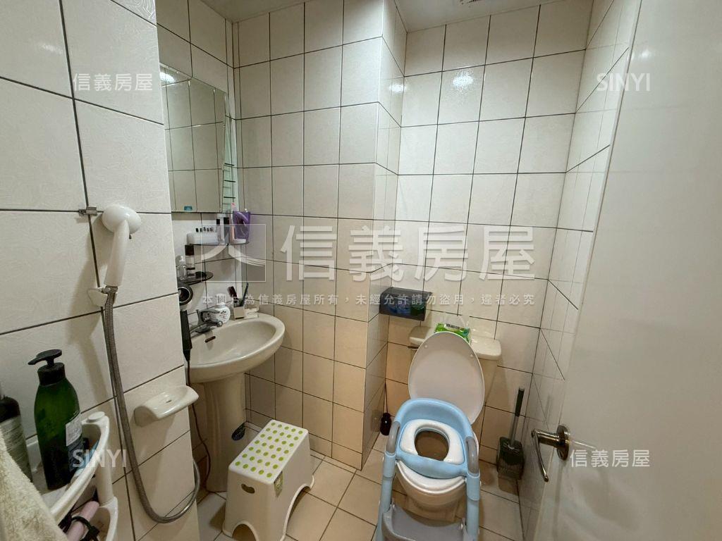 專任甜蜜薪家三房一室平車房屋室內格局與周邊環境