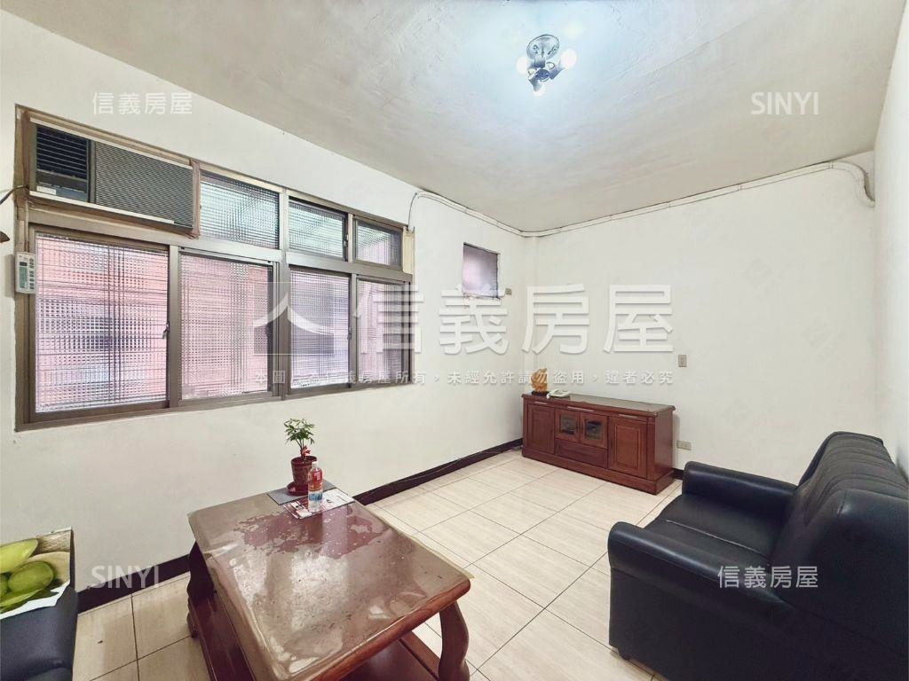 新莊景德路公寓四樓三房房屋室內格局與周邊環境