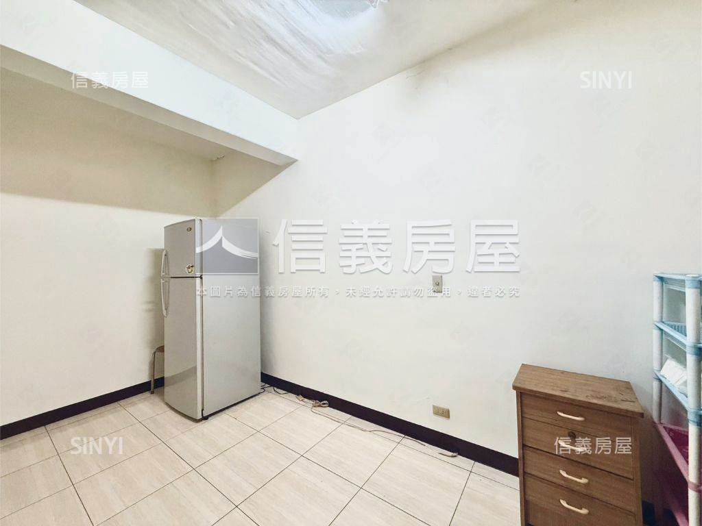 新莊景德路公寓四樓三房房屋室內格局與周邊環境