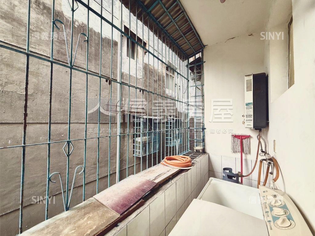 新莊景德路公寓四樓三房房屋室內格局與周邊環境