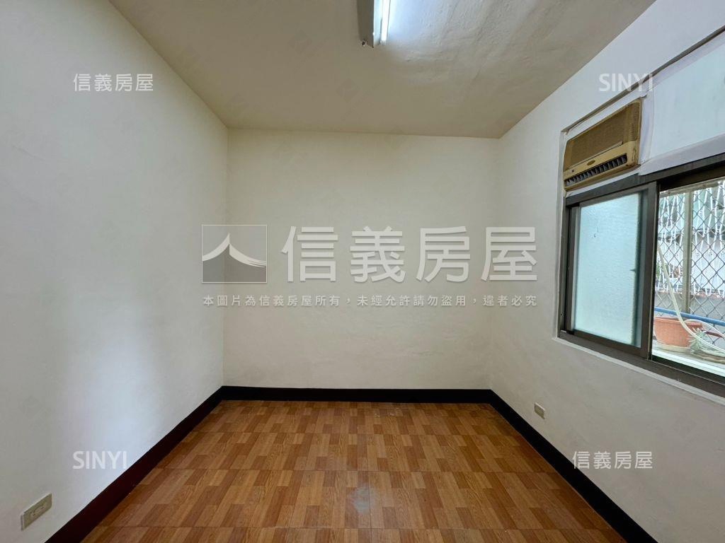 捷運好近邊間三房房屋室內格局與周邊環境