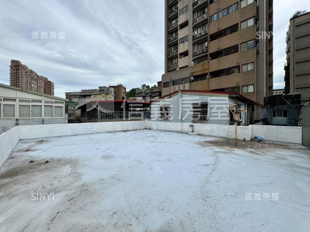 捷運好近邊間三房房屋室內格局與周邊環境