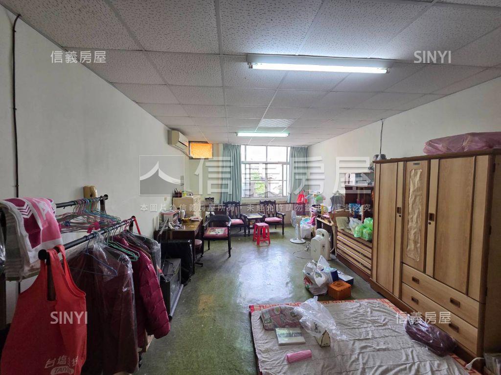 台鐵＋捷運！正義商圈透天房屋室內格局與周邊環境